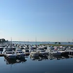 Luksusowy Przy Plazy Niegocin Гижицко
