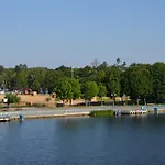 Luksusowy Przy Plazy Niegocin Гижицко