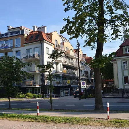 Luksusowy Przy Plazy Niegocin Гижицко